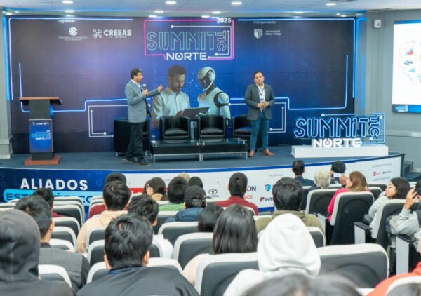 TRÁFICO DE DATOS EN PERÚ CRECIÓ 35% EN LOS ÚLTIMOS CINCO AÑOS TRÁFICO DE DATOS EN PERÚ CRECIÓ 35% EN LOS ÚLTIMOS CINCO AÑOS